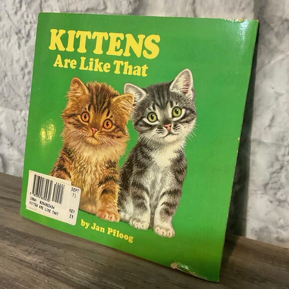 1976 Kittens Are Like That Softcover - Picture 2 of 8